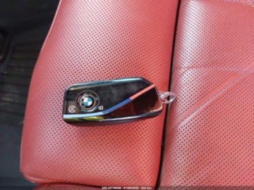 BMW XM 2024 BMW XM 2024 4.4l 4.4 Benzyna 483KM, zdjęcie 12