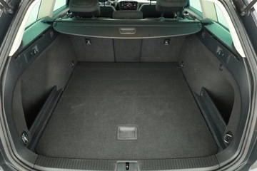 Volkswagen Passat B8 Variant 2.0 TDI 150KM 2015 VW Passat 2.0 TDI, Automat, Navi, Klima, zdjęcie 13