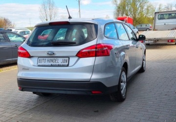 Ford Focus III Kombi Facelifting 1.5 TDCi 120KM 2017 Ford Focus 1,5 Diesel 120 km 1.5 Diesel 120KM, zdjęcie 2
