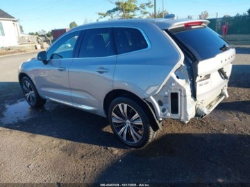 Volvo XC60 II 2023 Volvo XC 60 B5 Plus Bright Theme 2023 2.0l 2.0 Benzyna 247KM, zdjęcie 3