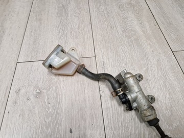 SUZUKI GSXR 1000 K3 K4 POMPA HAMULCA TYL ZBIORNICZEK GSX