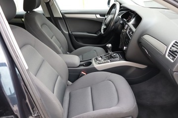 Audi A4 B8 Avant Facelifting 2.0 TDI 112g 136KM 2012 Audi A4 2.0 TDI, Navi, Klima, Klimatronic, zdjęcie 8