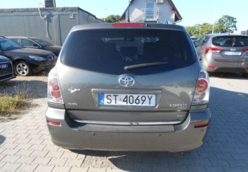 Toyota Corolla Verso E120 2.2 D-4D 136KM 2006 Toyota Corolla Verso Toyota Corolla Verso III 2.2 diesel 136 KM 2.2 Diesel, zdjęcie 4