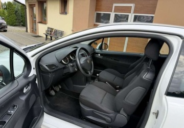 Peugeot 207 Hatchback 5d 1.4 HDi 68KM 2010 Peugeot 207 1,4 HDi 68KM Klimatyzacja 1.4 Diesel 68KM, zdjęcie 16