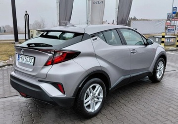Toyota C-HR I Crossover Facelifting 1.2 Turbo 116KM 2020 Toyota C-HR 1.2 Benzyna 116KM, zdjęcie 4