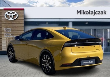 Toyota Prius V (XW60) 2.0  Hybrid Dynamic Force Plug-in 223KM 2023 Toyota Prius Plug-in Hybrid ASO Salon PL Prestige VAT 23 2.0 223KM, zdjęcie 2