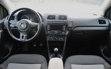 Volkswagen Polo V Hatchback 5d 1.2 TDI-CR DPF 75KM 2010 Volkswagen Polo 2010r, 1.2 Diesel, ISOFIX, Hak, Swietnie utrzymany, Po opl, zdjęcie 8
