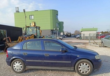 Opel Astra G Sedan 1.4 16V 90KM 2000 Opel Astra Opel Astra 1.4 Benzyna 90KM, zdjęcie 4
