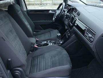 Volkswagen Touran III 1.8 TSI 180KM 2016 VW Touran 1.8 TSI, Salon Polska, Serwis ASO, zdjęcie 8