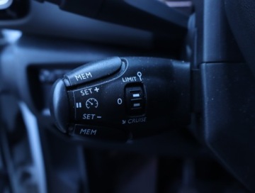 Citroen C5 Aircross SUV 1.2 PureTech 130KM 2019 Citroen C5 Aircross PureTech 130, Salon Polska, zdjęcie 18