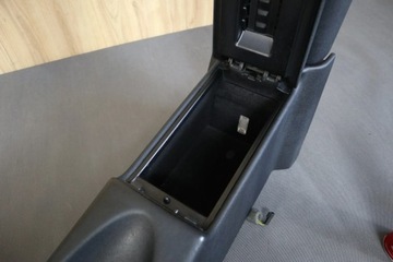 MERCEDES SLK R171 LOKETNÍ OPĚRKA TUNEL CENTRÁLNÍ
