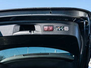 Mercedes GLE V167 SUV Facelifting 3.0 450d 367KM 2025 MERCEDES-BENZ GLE 450 d 4-Matic AMG Line 3.0 (367KM) 2025, zdjęcie 6