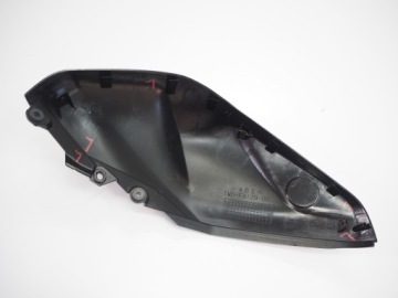 YAMAHA YZF-R3 15-18 КРЫШКА ОБТЕКАТЕЛЯ ТОПЛИВНОГО БАКА ЛЕВАЯ