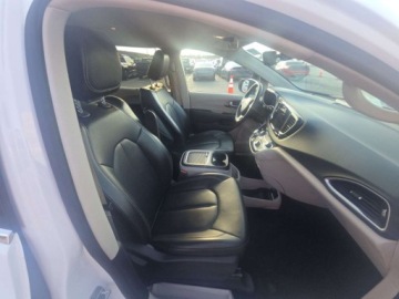 Chrysler Pacifica II 2023 Chrysler Pacifica Chrysler Pacifica Touring L FWD 2023 3.6 Benzyna 287KM, zdjęcie 10