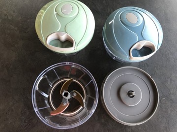 SIEKACZ KUCHENNY DO CEBULI WARZYW UNIWERSALNY KRAJACZ OLDMAN SZNURKOWY