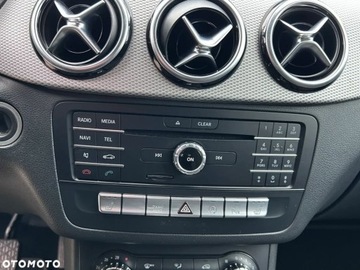 Mercedes Klasa B W246 Sports Tourer Facelifting 1.6 180 BlueEFFICIENCY Edition 122KM 2018 Mercedes-Benz Klasa B 1.6 Benzyna 122KM, zdjęcie 5