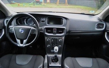 Volvo V40 II Cross Country D2 115KM 2013 Volvo V40 GWARANCJA, LIFT, Panorama, Nawigacja, City Safety, Ladnie utrzym, zdjęcie 8