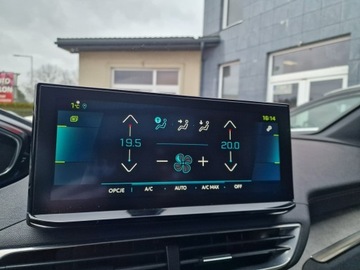 Peugeot 3008 II Plug-In Hybrid Facelifting 1.6 HYBRID4 300KM 2021 Peugeot 3008 GT Full 4x4, zdjęcie 33