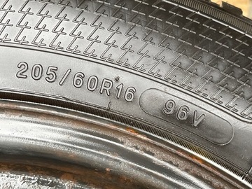 KOLA RÁFKY 5X108 ET44 Z PNEUMATIKA 205/60R16 96V PEUGEOT CITROEN C5