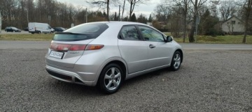 Honda Civic VIII Hatchback 5d 1.4 i 83KM 2008 Honda Civic Super stan, bogata wersja., zdjęcie 3