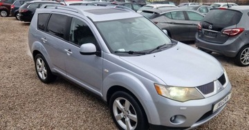 Mitsubishi Outlander II 2.0 DID DOHC 140KM 2007 Mitsubishi Outlander 2.0 di-d 140KM 4WD 7osobowy 2.0 Diesel 140KM, zdjęcie 1