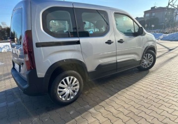 Peugeot Rifter Standard 1.5 BlueHDI 102KM 2020 Peugeot Rifter 1.5 BlueHDI Allure 1.5 Diesel 102KM, zdjęcie 4