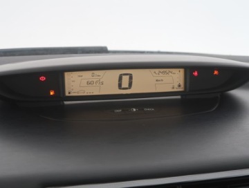 Citroen C4 I Hatchback Facelifting 1.4 16v 88KM 2008 Citroen C4 1.4 16V, Klima, El. szyby, zdjęcie 10