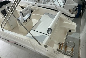 Новая моторная лодка OPEN: Trimarchi AMUNI - 6.00м/7 человек - boatcenter.pl