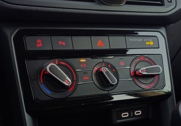 Volkswagen T-Cross SUV 1.0 TSI 95KM 2021 Volkswagen T-Cross 1.0 PB 95KM Life Salon PL Serwis ASO Gwarancja Smartlink, zdjęcie 13