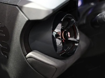 Alfa Romeo Junior SUV 1.2 Hybrid 145KM 2026 ALFA ROMEO Junior Ibrida Ti Suv 1.2 (145KM) 2026, zdjęcie 6