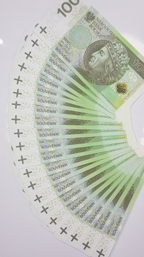 Набор банкнот номиналом 50 100 200 500 злотых для развлечения и обучения