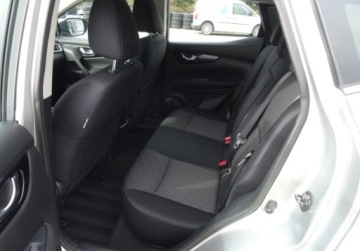 Nissan Qashqai II Crossover 1.2 DIG-T 115KM 2017 Nissan Qashqai 1.2 115KM Automat Bezwypadkowy Oplacony Okazja 1.2, zdjęcie 15