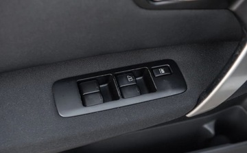 Nissan Qashqai I Crossover 2.0 dCi 150KM 2010 Nissan Qashqai 2.0DCI 150KM 4X4 Lift I-WAY Navi Camera Pano Alu PDc Gwaran, zdjęcie 15