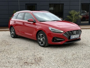 Hyundai i30 III Wagon Facelifting 1.5 T-GDI 48V 160KM 2020 Hyundai i30 1.5 T-GDI 48V Comfort DCT, Salon PL! 1