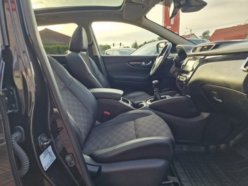 Nissan Qashqai II Crossover 1.2 DIG-T 115KM 2014 Nissan Qashqai Benzyna Tekna Navigacja Panorama, zdjęcie 23