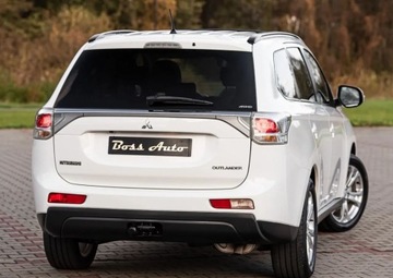 Mitsubishi Outlander III SUV 2.2 DOHC DI-D 150KM 2013 Mitsubishi Outlander 2.2DiD 150KM Full Skora Navi Camera Xenon Szyber Full, zdjęcie 11