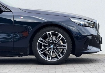 BMW Seria 5 G90-91 Touring 2.0 520d 197KM 2024 BMW Seria 5 520d xDrive M Pakiet 197KM 2.0 Diesel 197KM, zdjęcie 10