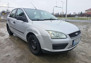 Ford Focus I Sedan 1.6 16V 100KM 2004 Ford Focus Ford Focus 1.6 FX Gold 1.6 Benzyna 100KM, zdjęcie 1