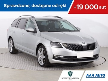 Skoda Octavia III Kombi Facelifting 2.0 TDI 150KM 2017 Skoda Octavia 2.0 TDI, Salon Polska, DSG, Klima