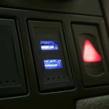 lt-In Socket 2.1A for Transport T4 12V Durable High Quality Car Accessories