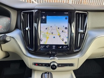 Volvo XC60 II Crossover T6 320KM 2018 VOLVO XC60 II T6 2.0l benzyna 310KM * Momentum * Dokumentacja *Zadbany, zdjęcie 10