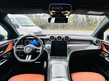 Mercedes GLC C254/X254 Coupe 2.0 200 204KM 2025 GLC Coupe 200 4-Matic AMG Line 2.0 (204KM) 2025, zdjęcie 6