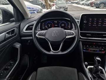 Volkswagen T-Roc I SUV Facelifting 1.5 TSI ACT 150KM 2023 Volkswagen T-Roc 1.5 Style DSG NAJEM 3 LATA-1541PL, zdjęcie 19