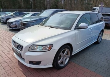 Volvo V50 2.4 D5 180KM 2010