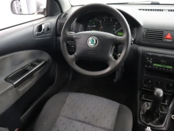 Skoda Octavia I Hatchback 1.9 TDI 90KM 2002 Skoda Octavia 1.9 TDI, Salon Polska, Klima, zdjęcie 6