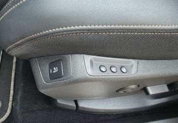 Peugeot 5008 II Crossover 2.0 BlueHDI 180KM 2020 Peugeot 5008 GT Line7 osobowySalon PLPanoramaMasazePo serwisieGwarancja 12, zdjęcie 17