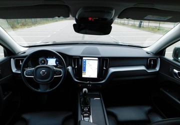 Volvo XC60 II Crossover D3 150KM 2019 Volvo XC 60 z Gwarancja Bezwypadkowe 100 Model 2020r 2.0 Diesel 150KM, zdjęcie 6