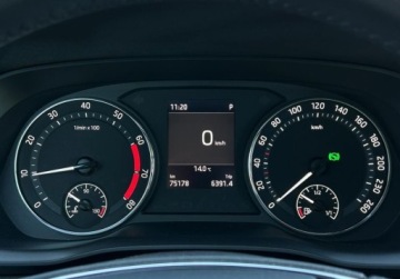 Skoda Octavia IV Liftback 1.5 TSI EVO 150KM 2022 Skoda Octavia Ambition Pakiety, Tempomat, Kamera cofania, Podgrzewane fote, zdjęcie 23