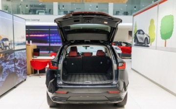 Lexus NX II SUV Facelifting 2.5 350h 243KM 2024 Lexus NX 350h Prestige AWD Design Tazuna 2.5 Hybryda 242KM, zdjęcie 24