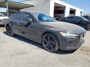 Volvo S60 III 2024 Volvo S60 Plus 2024 2.0l 2.0 Benzyna 247KM, zdjęcie 4